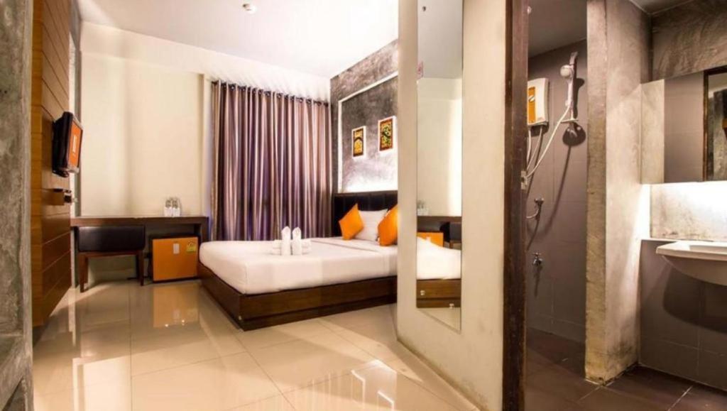 B2 Thippanate Boutique & Budget Hotel Чиангмай Экстерьер фото
